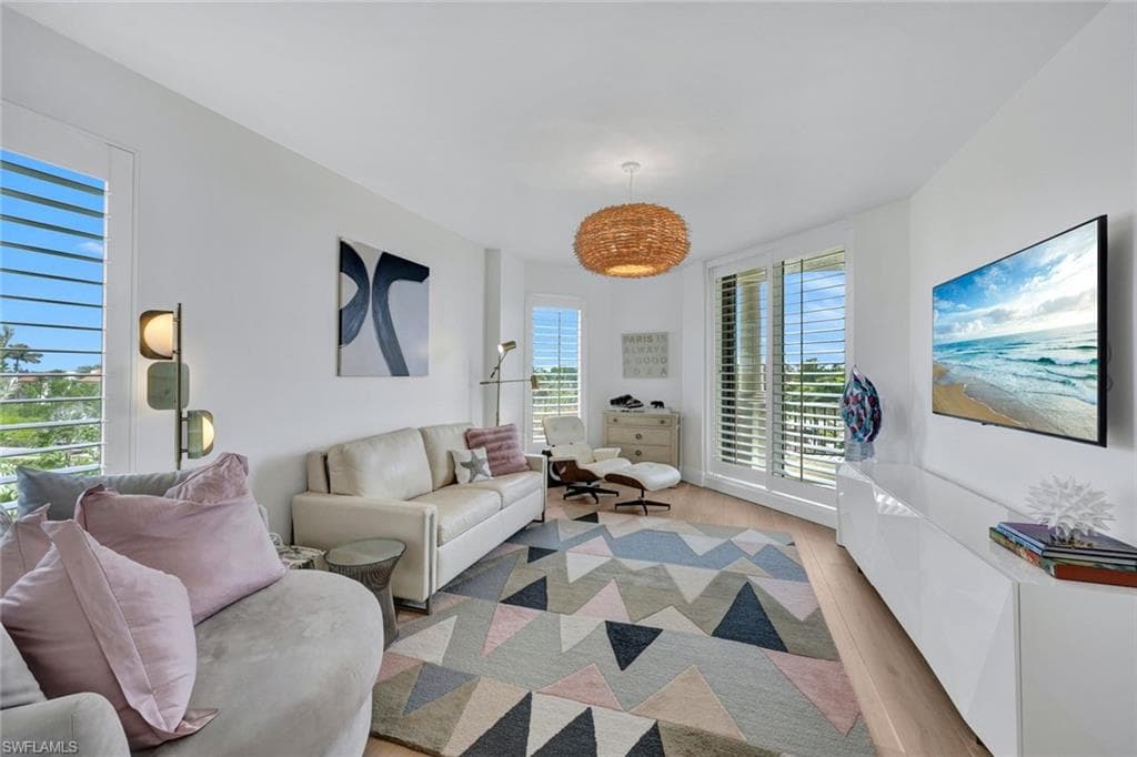 8787 Bay Colony Dr 306, Naples, FL 34108-24
