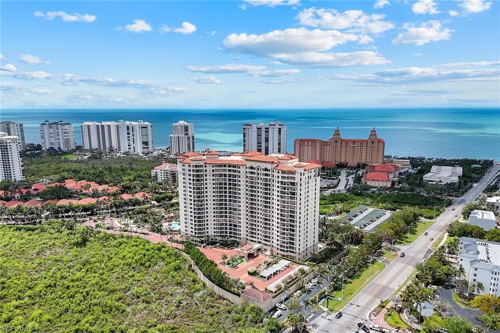 8787 Bay Colony Dr 306, Naples, FL 34108-33