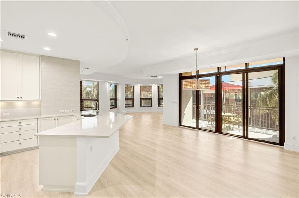 9123 Strada Pl 7316, Naples, FL 34108-10