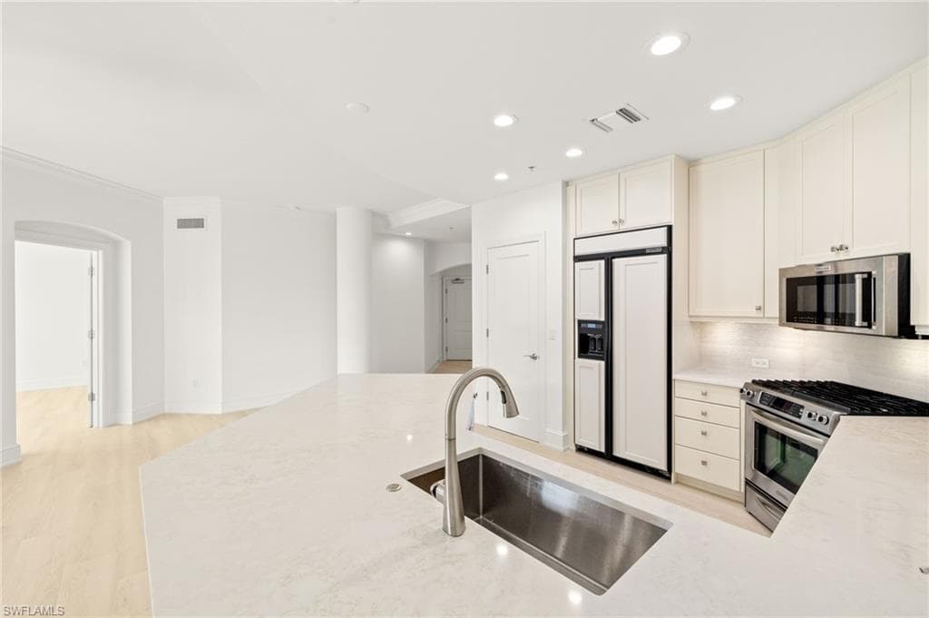 9123 Strada Pl 7316, Naples, FL 34108-13
