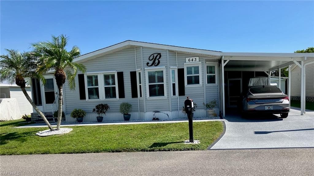 643 Schooner St, North Port, FL 34287-2
