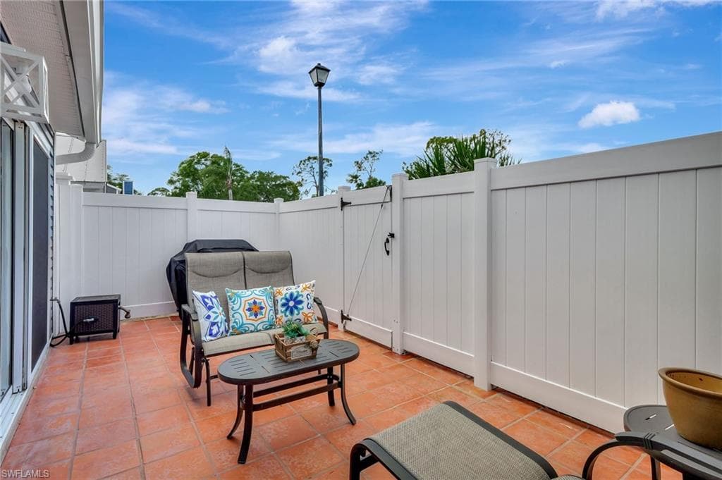 3324 Timberwood Cir 46-0, Naples, FL 34105-12