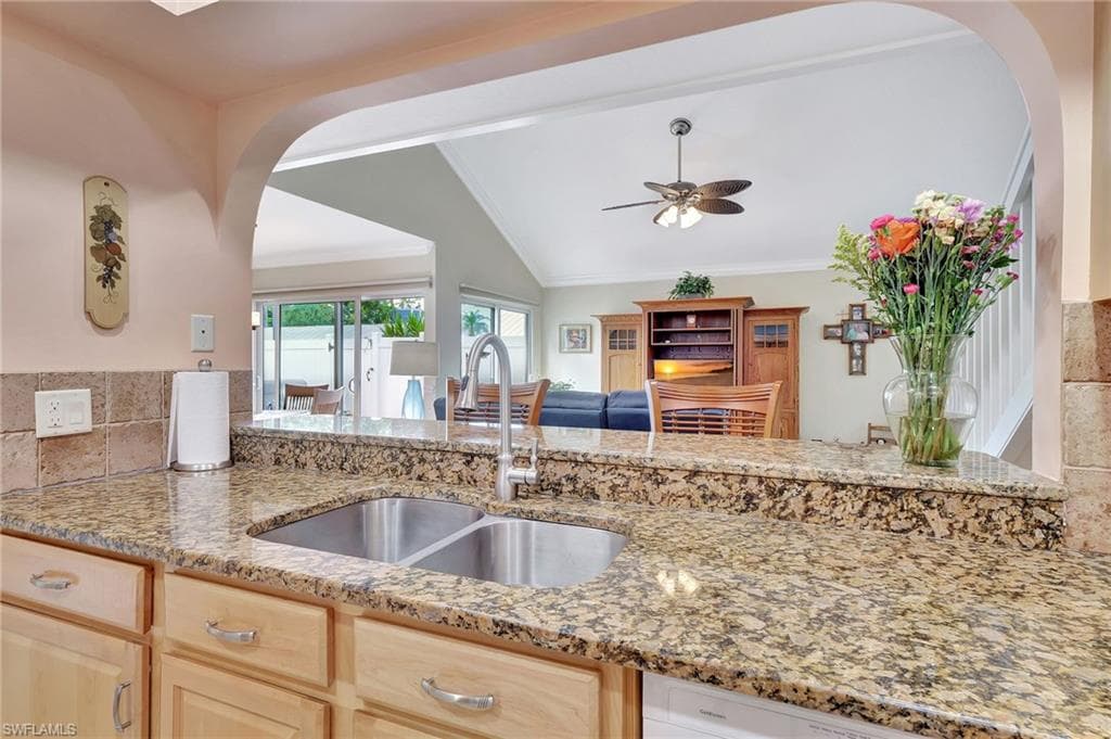 3324 Timberwood Cir 46-0, Naples, FL 34105-8
