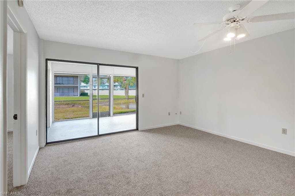 151 Cypress Way E D3, Naples, FL 34110-22
