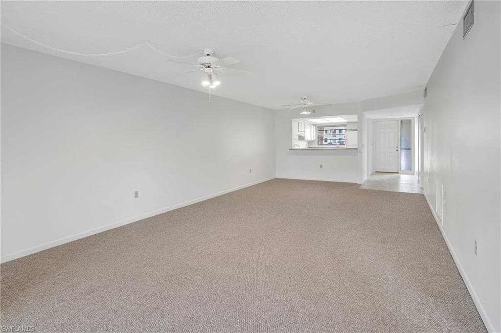 151 Cypress Way E D3, Naples, FL 34110-23