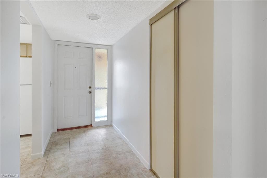 151 Cypress Way E D3, Naples, FL 34110-35