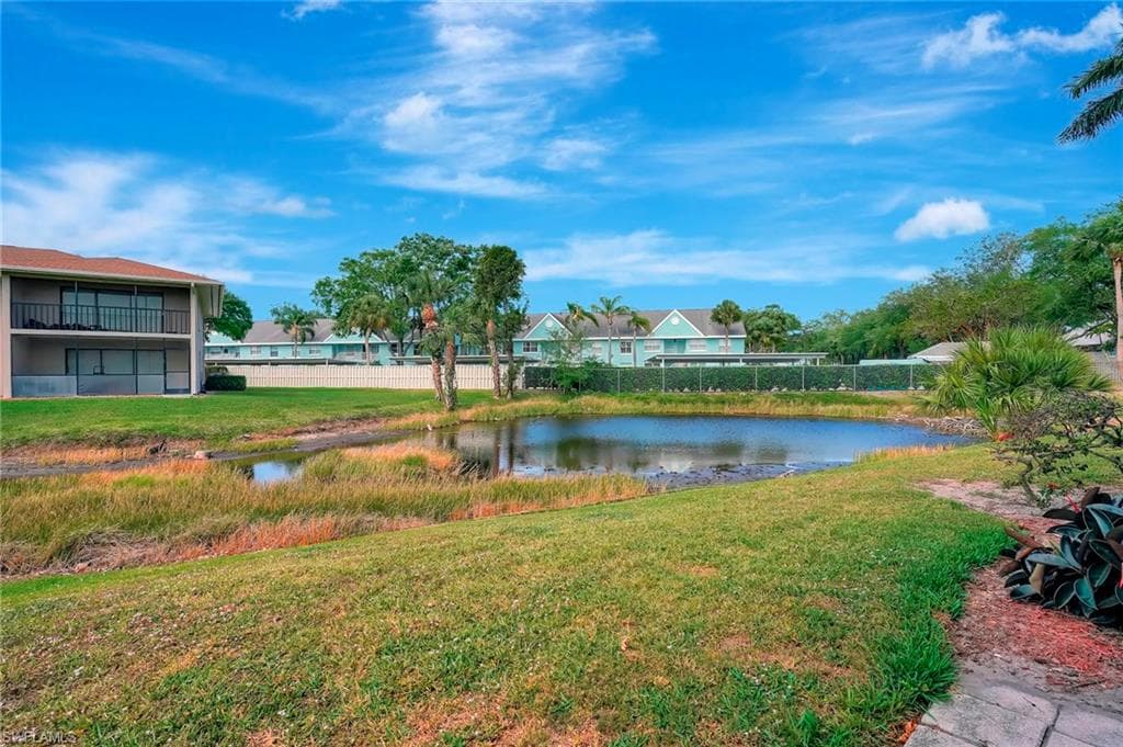 151 Cypress Way E D3, Naples, FL 34110-39