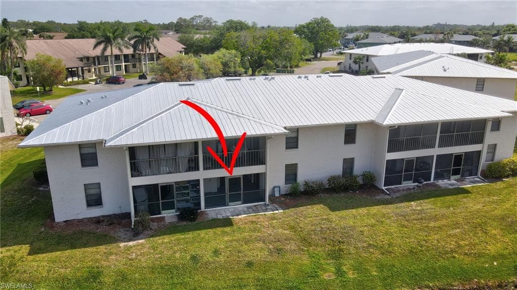151 Cypress Way E D3, Naples, FL 34110-41