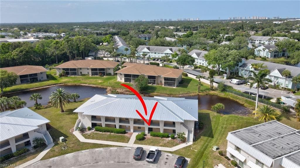 151 Cypress Way E D3, Naples, FL 34110-42