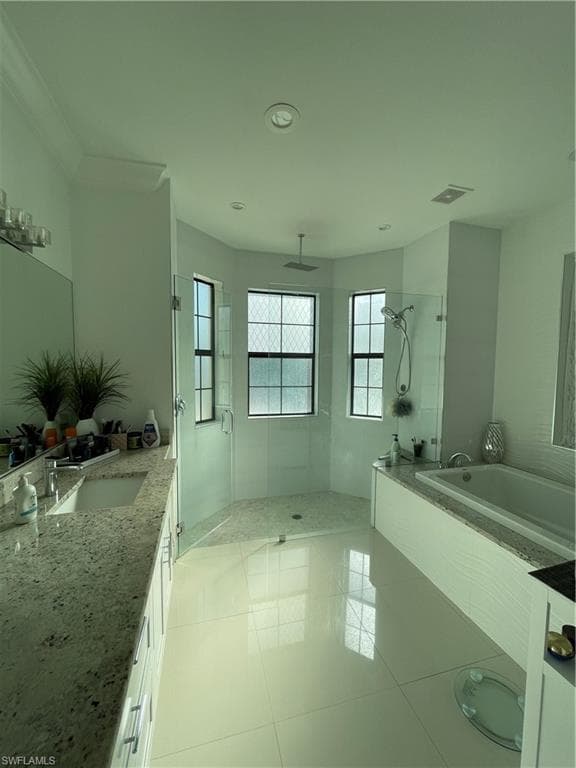 3393 21st Ave SW, Naples, FL 34117-9