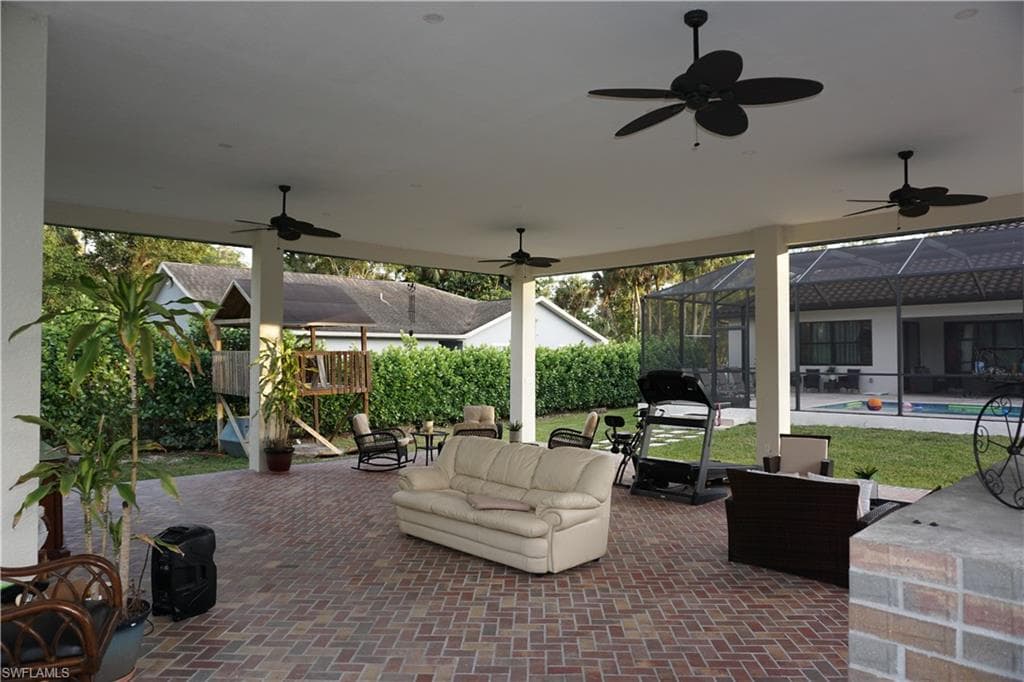 3393 21st Ave SW, Naples, FL 34117-23