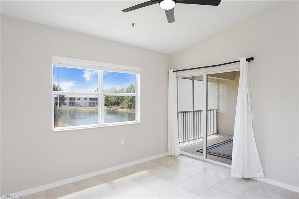 4940 Cougar Ct S 201, Naples, FL 34109-18