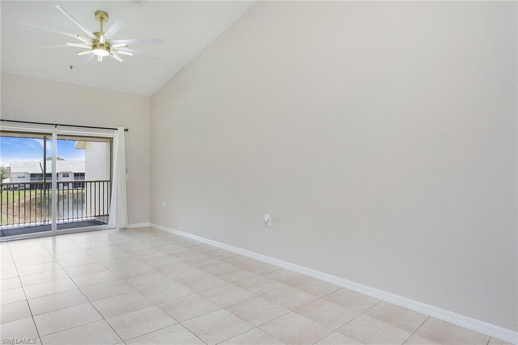 4940 Cougar Ct S 201, Naples, FL 34109-5