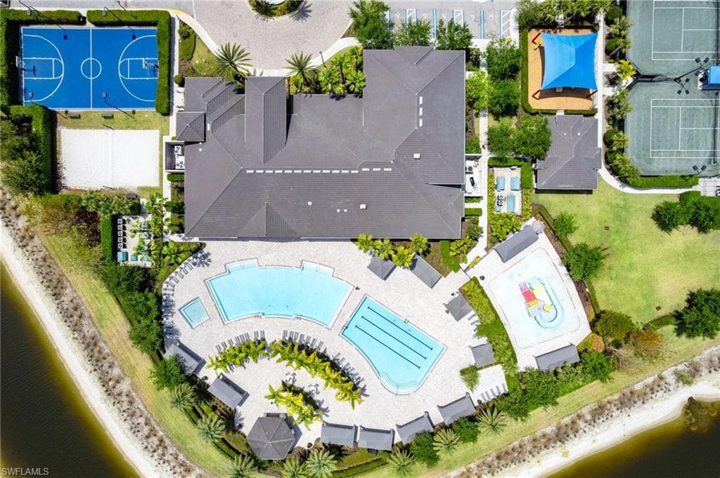 4554 Luminary Ave, Naples, FL 34119-5