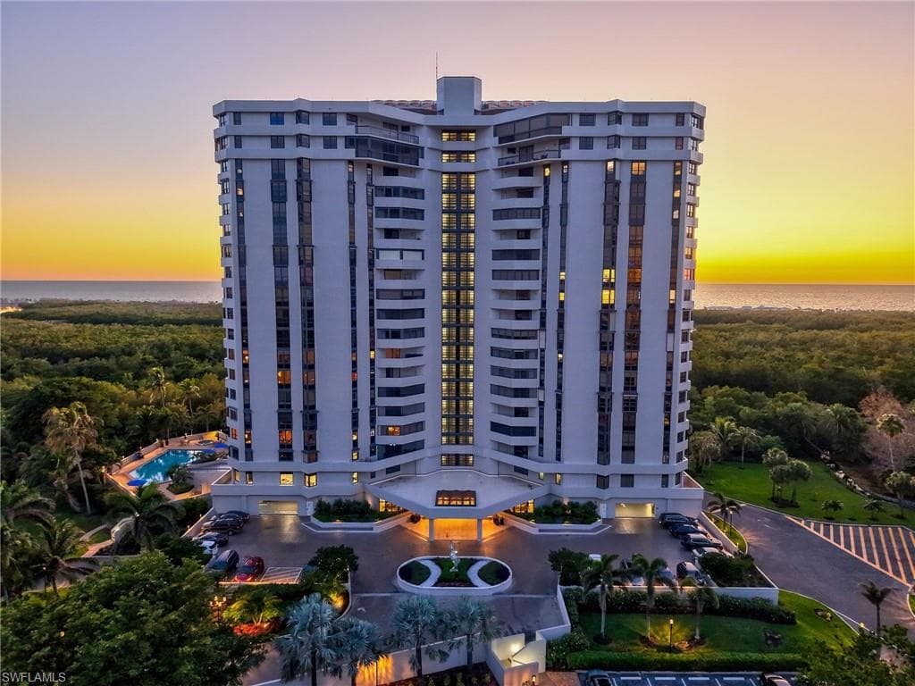 6001 Pelican Bay Blvd 1606, Naples, FL 34108-2