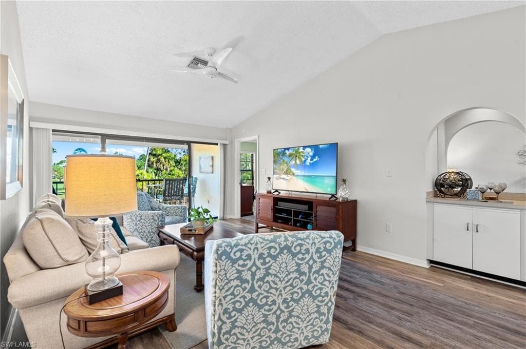 701 Augusta Blvd 701-7, Naples, FL 34113-20