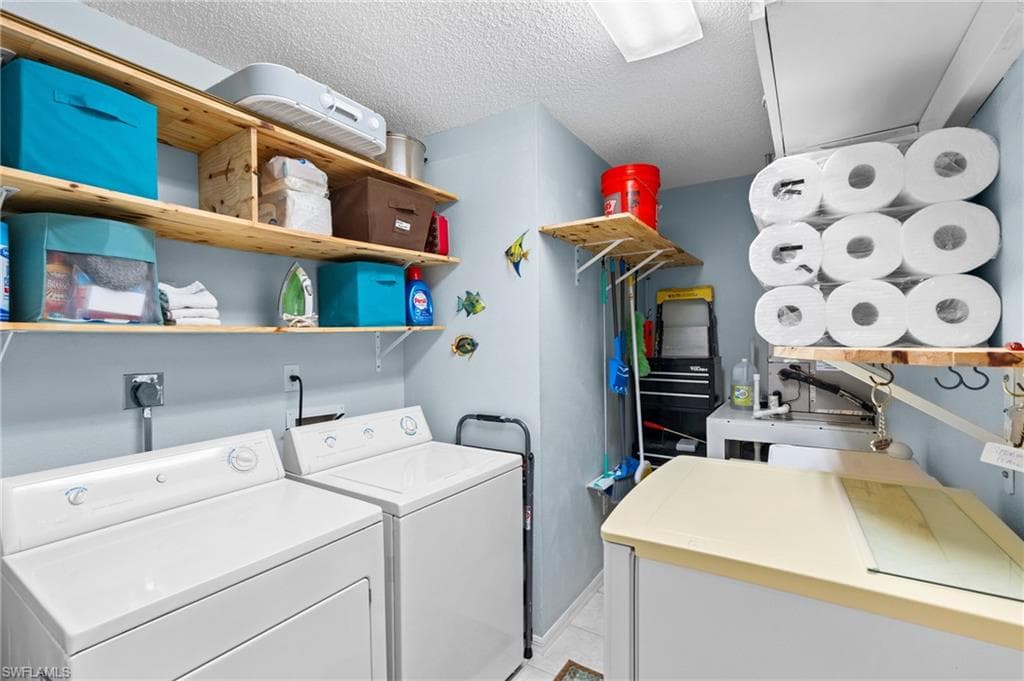 701 Augusta Blvd 701-7, Naples, FL 34113-28