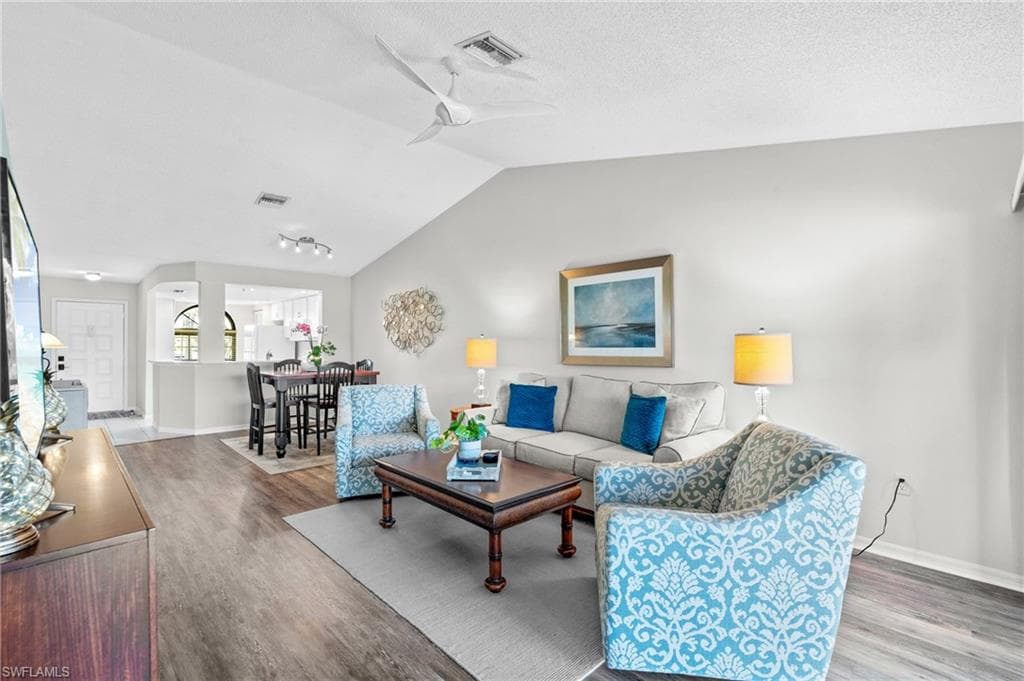 701 Augusta Blvd 701-7, Naples, FL 34113-4