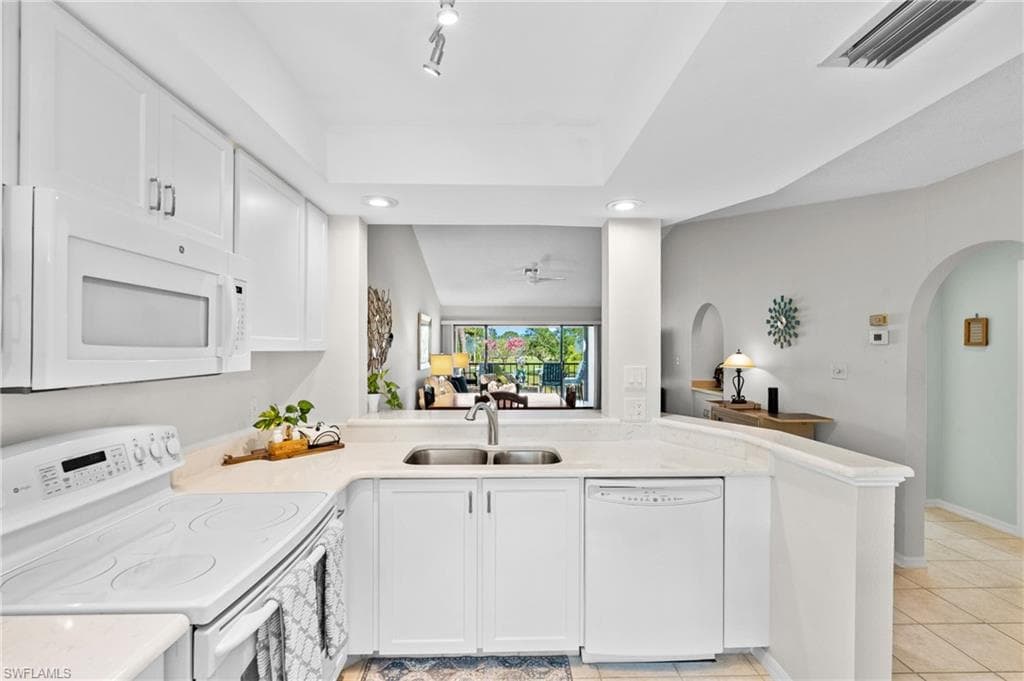 701 Augusta Blvd 701-7, Naples, FL 34113-8