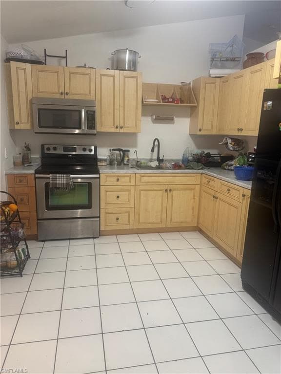 5205 Jennings St, Naples, FL 34113-6