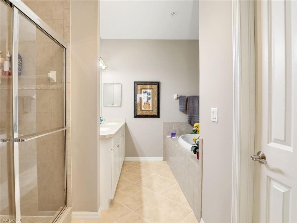15256 Riverbend Blvd 204, North Fort Myers, FL 33917-17
