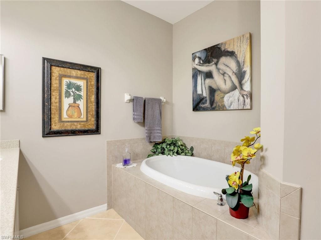 15256 Riverbend Blvd 204, North Fort Myers, FL 33917-18