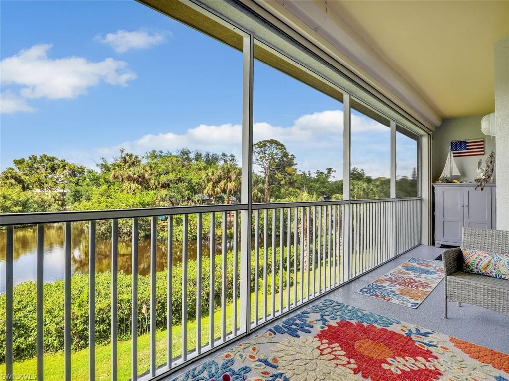 15256 Riverbend Blvd 204, North Fort Myers, FL 33917-27