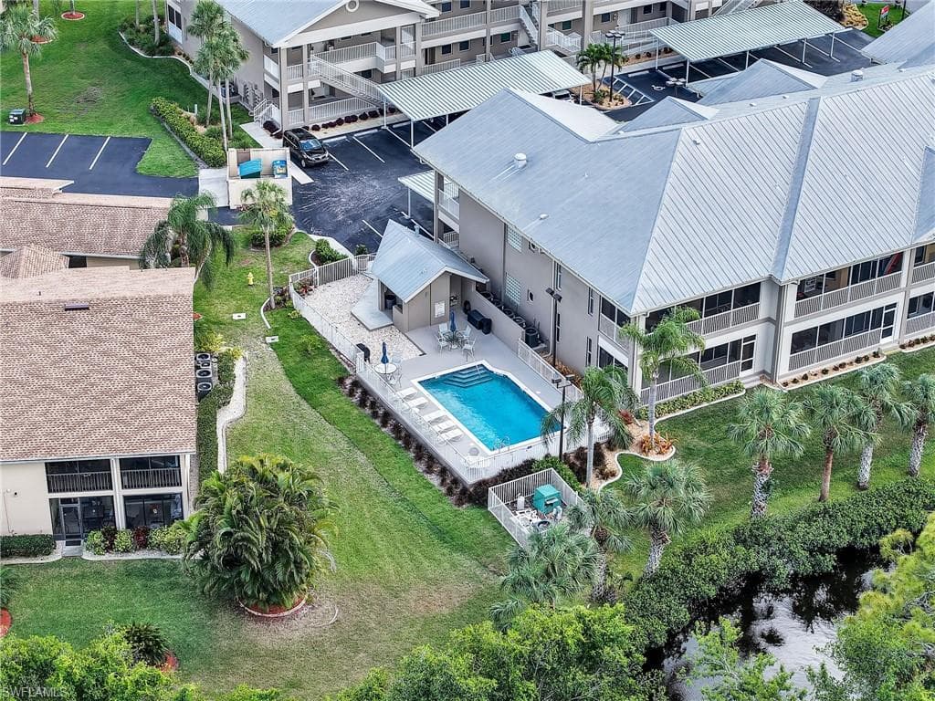 15256 Riverbend Blvd 204, North Fort Myers, FL 33917-31