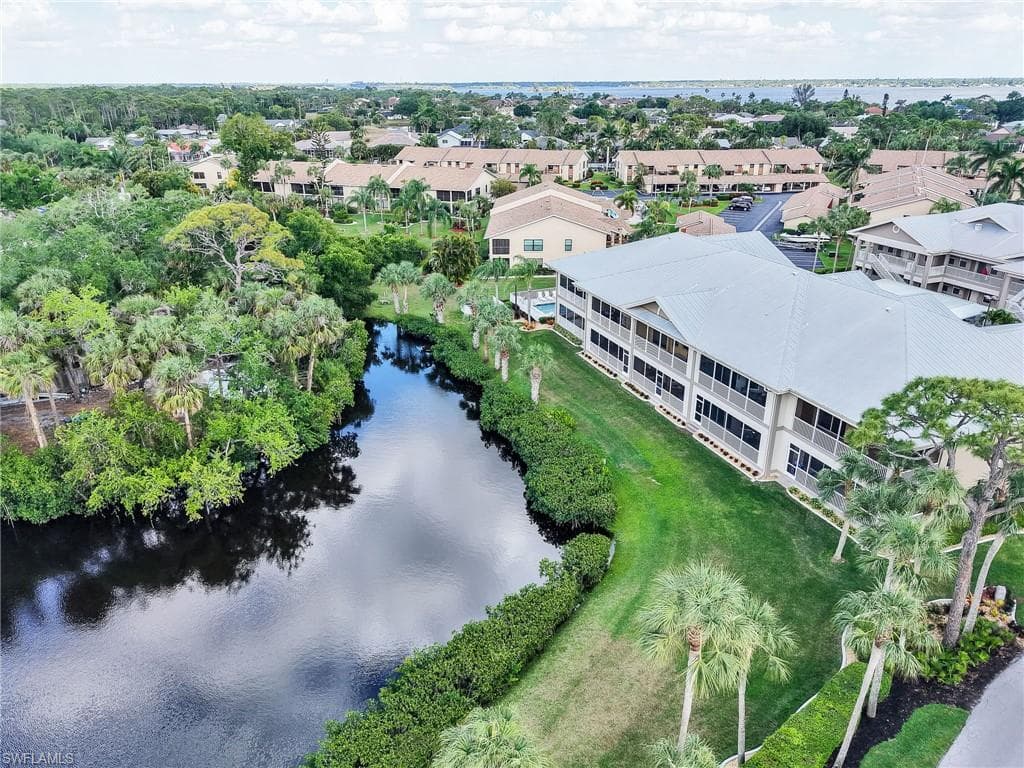 15256 Riverbend Blvd 204, North Fort Myers, FL 33917-32