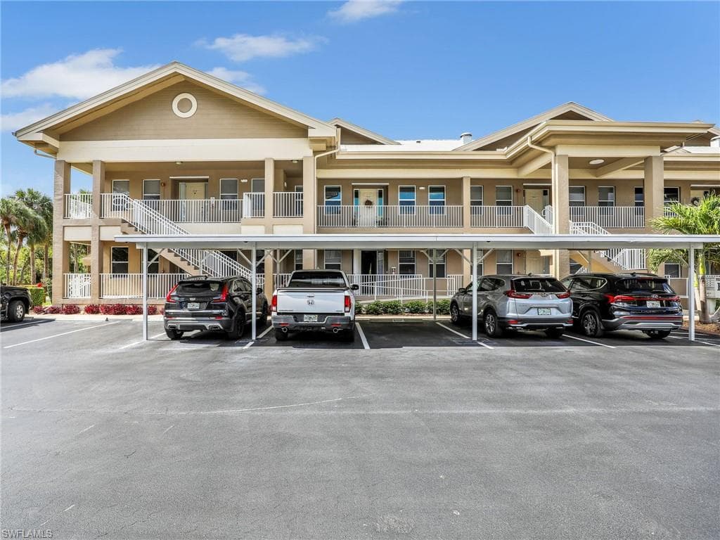 15256 Riverbend Blvd 204, North Fort Myers, FL 33917-35