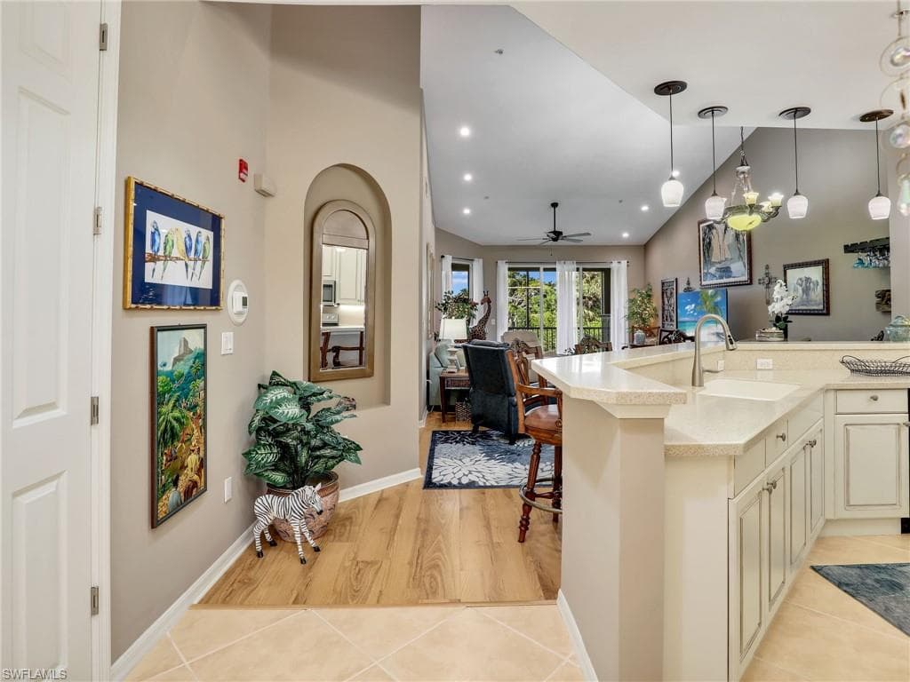 15256 Riverbend Blvd 204, North Fort Myers, FL 33917-6