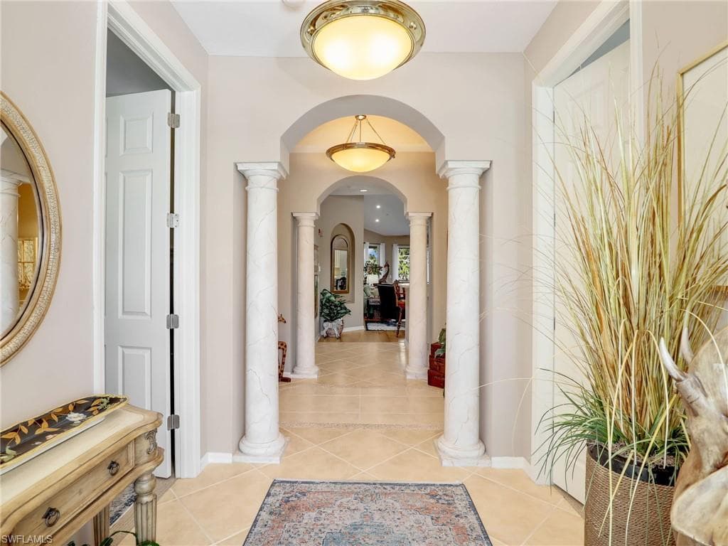 15256 Riverbend Blvd 204, North Fort Myers, FL 33917-7