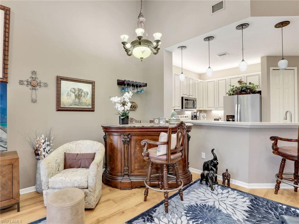 15256 Riverbend Blvd 204, North Fort Myers, FL 33917-8