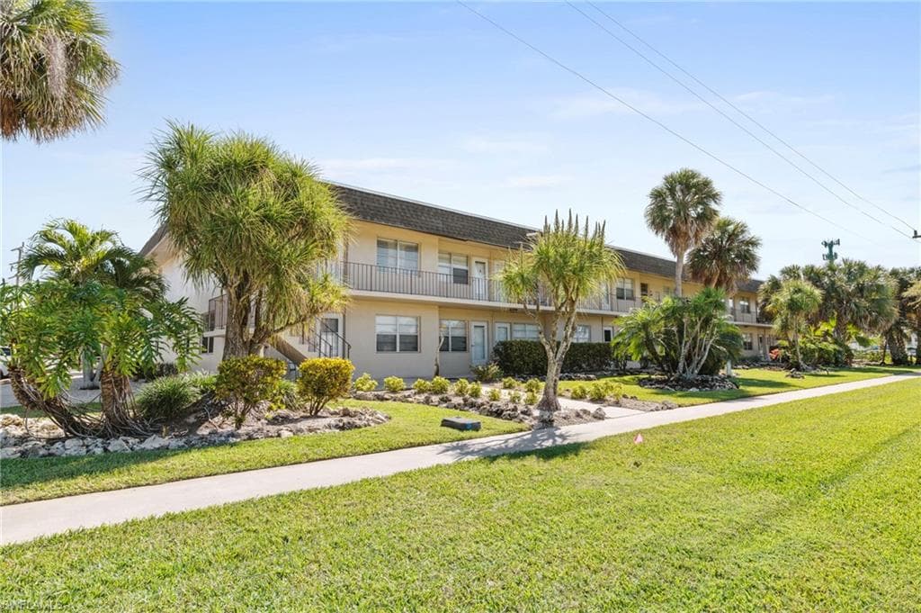 1047 Hartley Ave 106, Marco Island, FL 34145-14