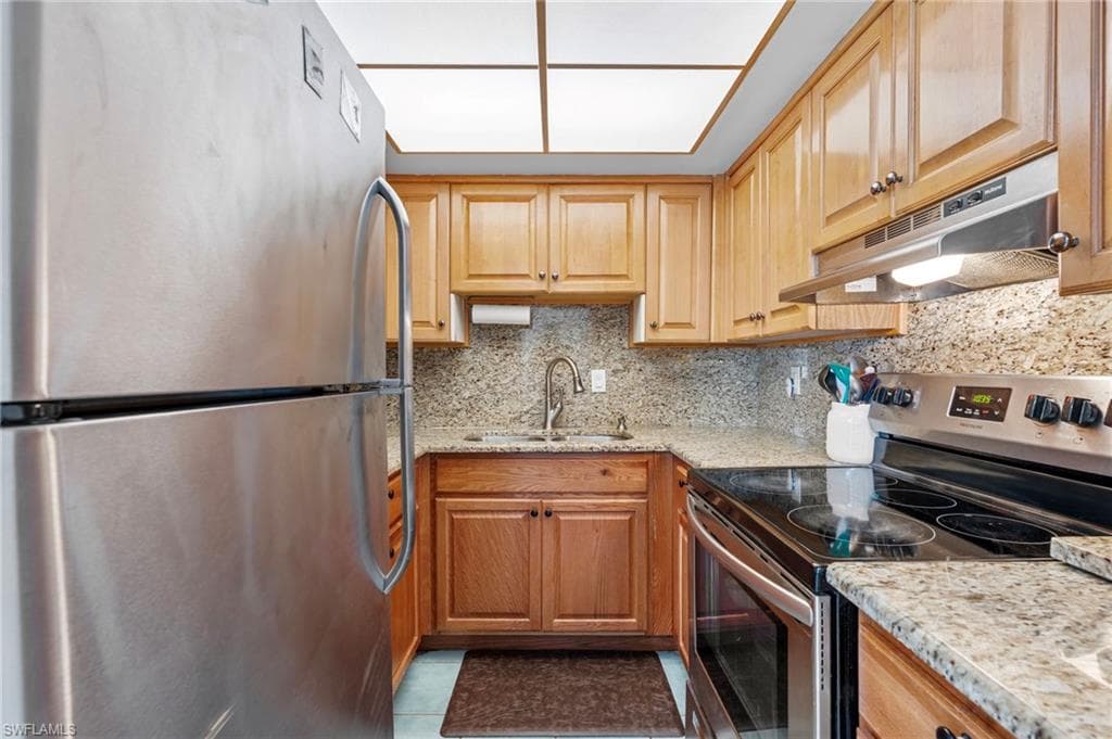 1047 Hartley Ave 106, Marco Island, FL 34145-5