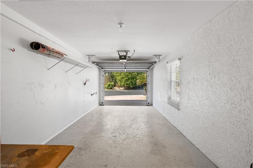 1758 Reuven Cir 1503, Naples, FL 34112-25