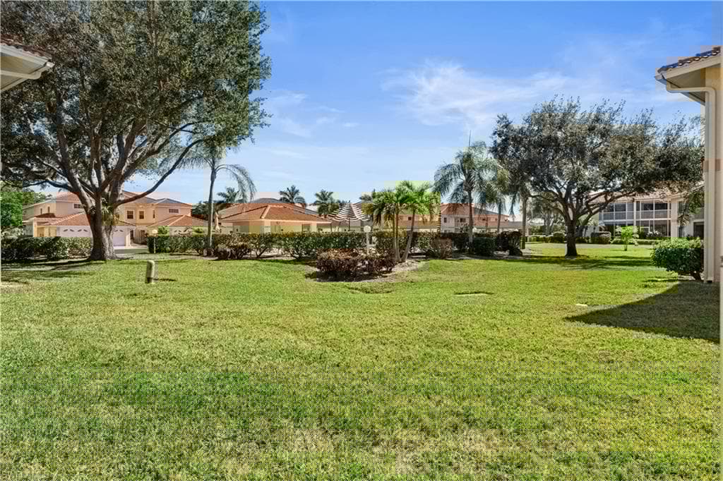 1758 Reuven Cir 1503, Naples, FL 34112-27