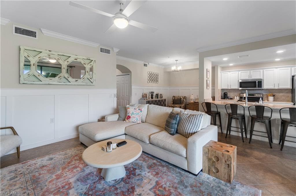 9834 Giaveno Cir 1726, Naples, FL 34113-5