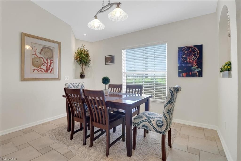 4809 24th Pl, Cape Coral, FL 33914-9