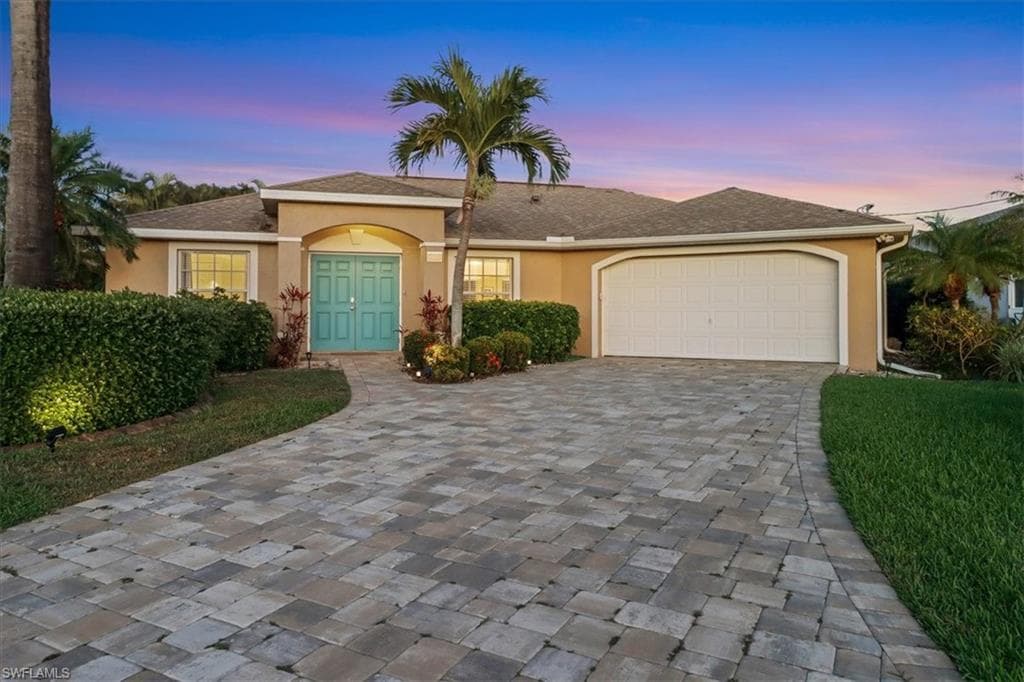 4809 24th Pl, Cape Coral, FL 33914-1