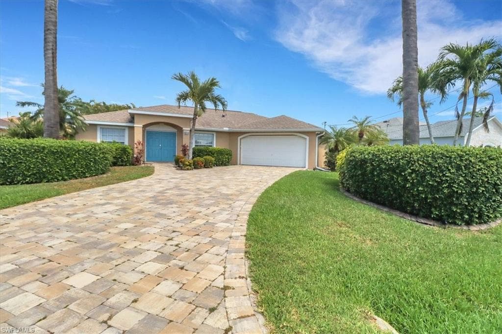 4809 24th Pl, Cape Coral, FL 33914-40