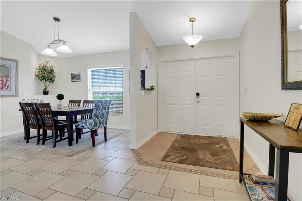 4809 24th Pl, Cape Coral, FL 33914-8