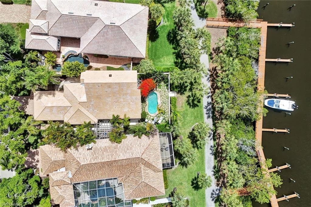 27571 Riverbank Dr, Bonita Springs, FL 34134-4