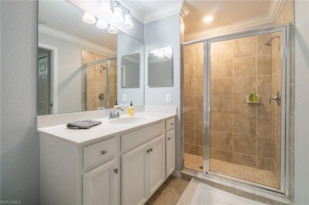 9590 Trevi Ct 5317, Naples, FL 34113-16