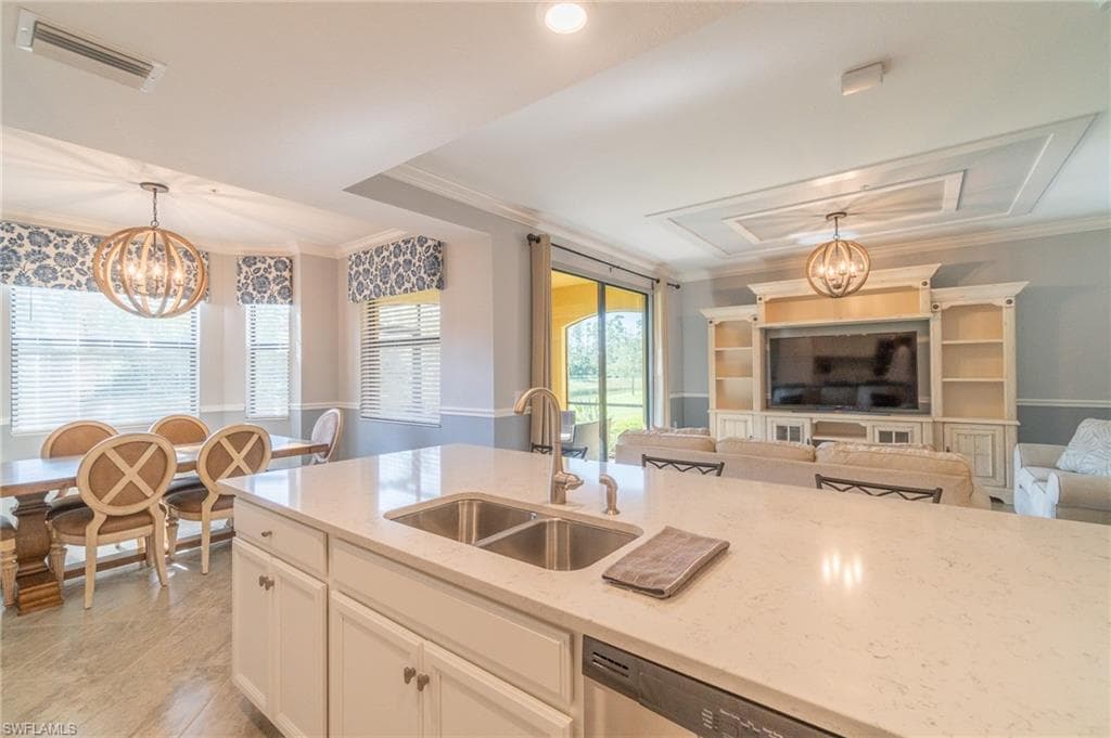 9590 Trevi Ct 5317, Naples, FL 34113-4