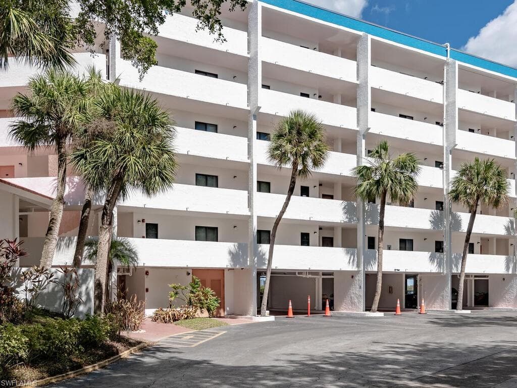 1085 Bald Eagle Dr B503, Marco Island, FL 34145-22