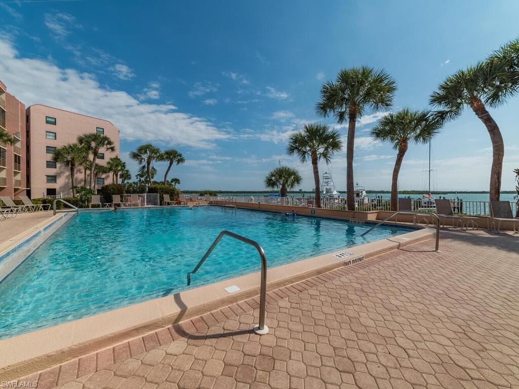 1085 Bald Eagle Dr B503, Marco Island, FL 34145-25