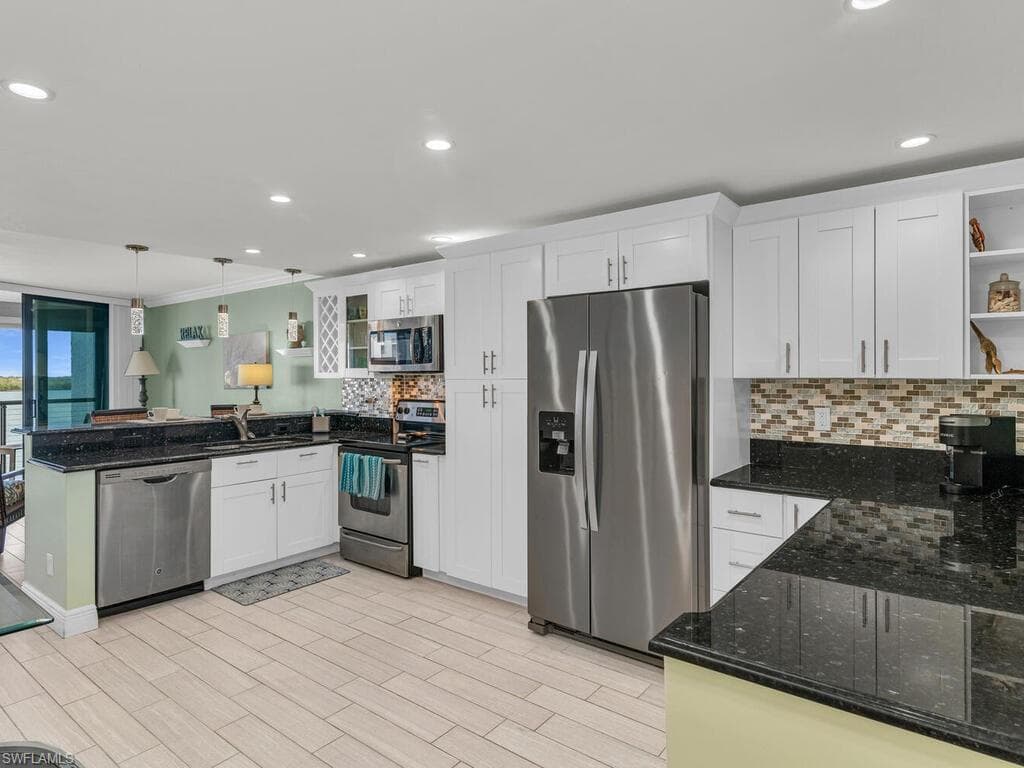 1085 Bald Eagle Dr B503, Marco Island, FL 34145-3