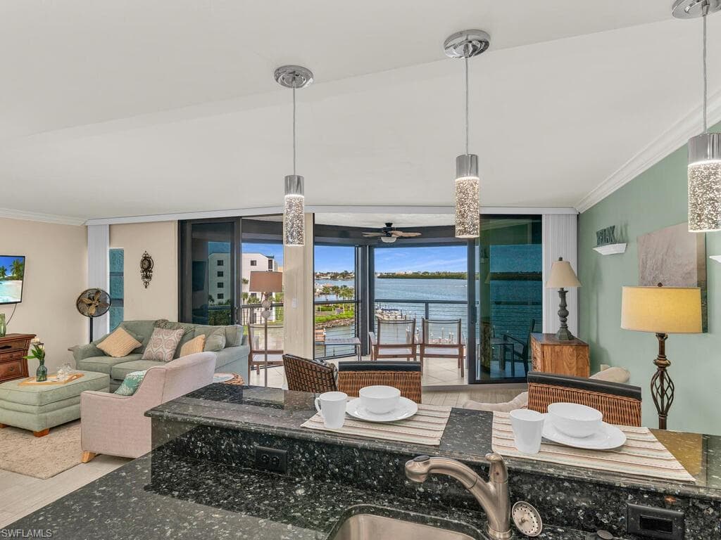 1085 Bald Eagle Dr B503, Marco Island, FL 34145-8