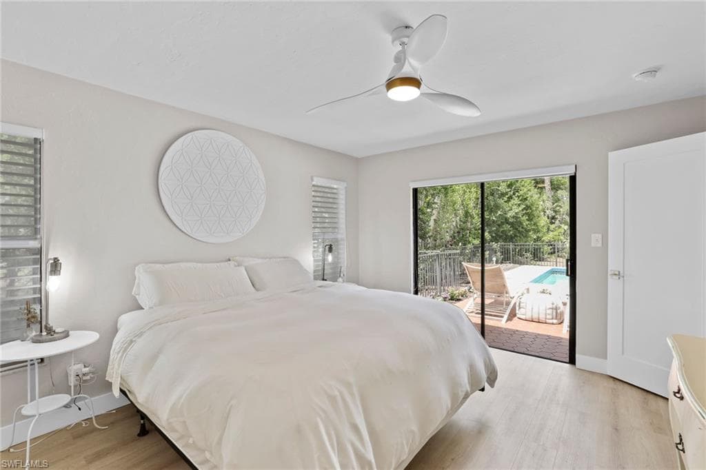 3221 68th St SW, Naples, FL 34105-15